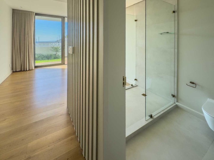 3 Bedroom Property for Sale in Fresnaye Western Cape